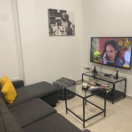 Modern City Center Apartment Saripolou 2 Лимасол Экстерьер фото